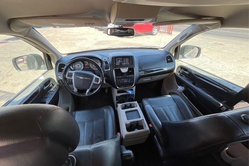 Chrysler Town & Country  2014
