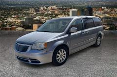 2014 Chrysler Town & Country 