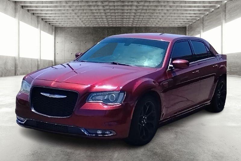 Chrysler 300  2019