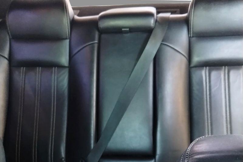 Chrysler 300  2019