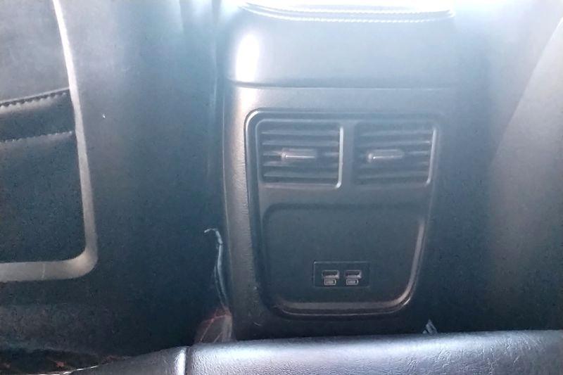 Chrysler 300  2019