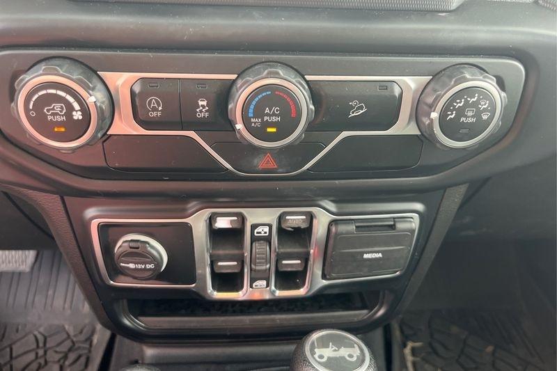 Jeep Wrangler  2019