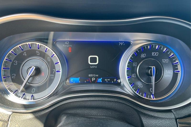 Chrysler 300  2016