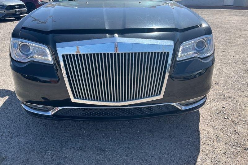 Chrysler 300  2016