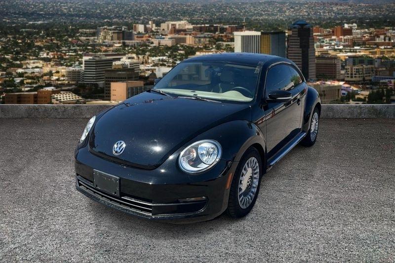 Volkswagen Beetle  2013