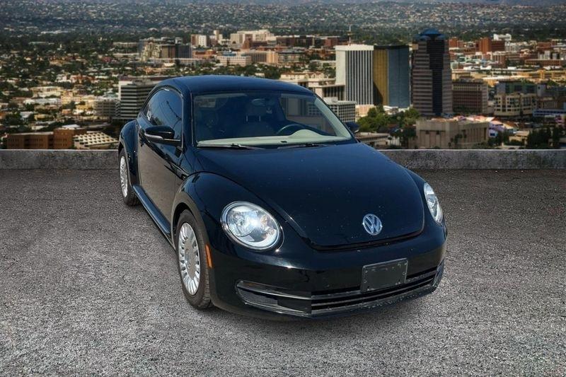 Volkswagen Beetle  2013