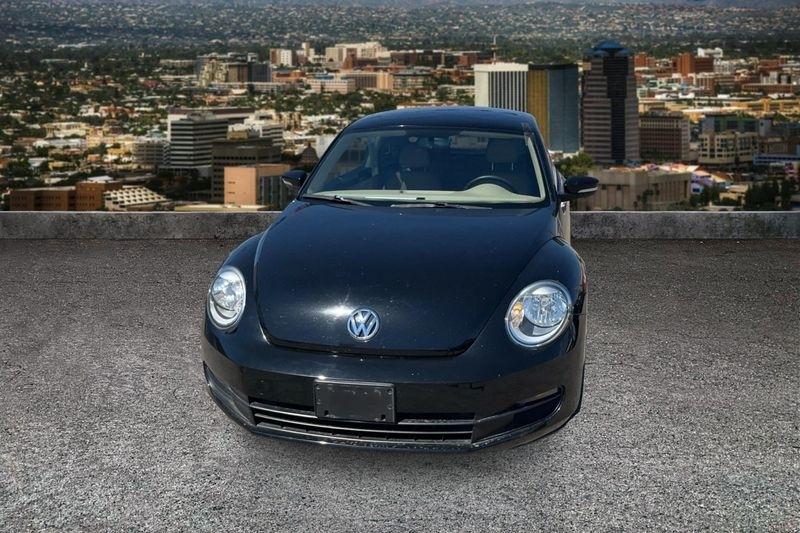 Volkswagen Beetle  2013