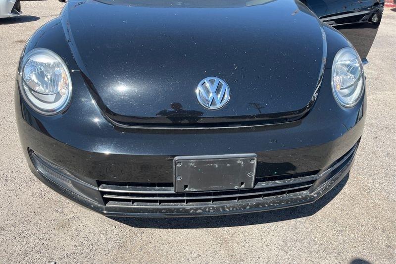 Volkswagen Beetle  2013