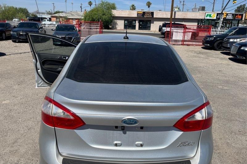 Ford Fiesta  2015