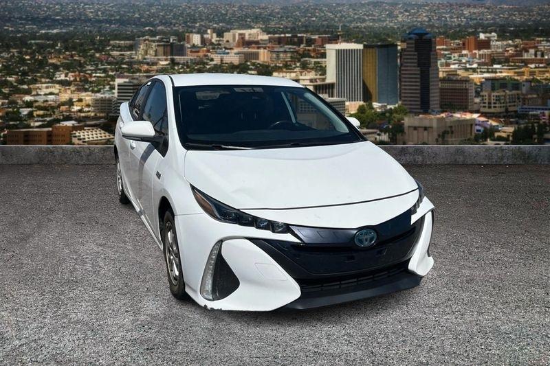 Toyota Prius Prime  2021