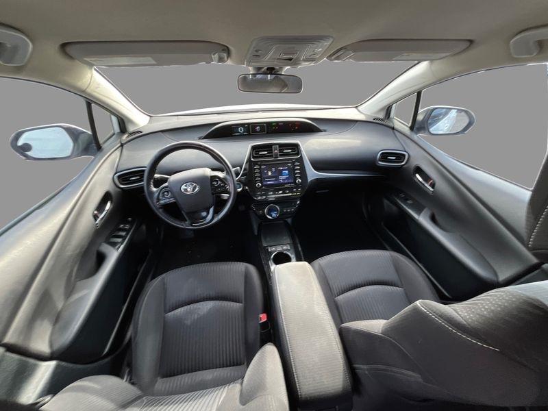 Toyota Prius Prime  2021