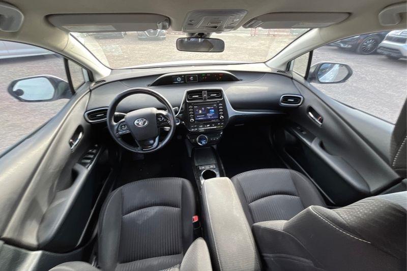 Toyota Prius Prime  2021