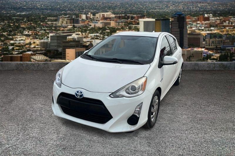 Toyota Prius c  2015