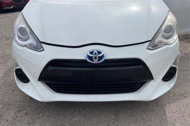 Toyota Prius c  2015