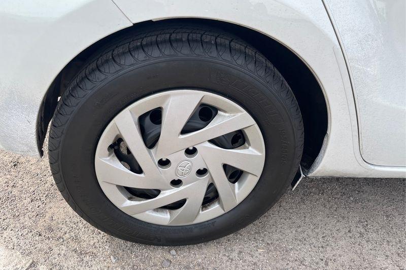 Toyota Prius c  2015