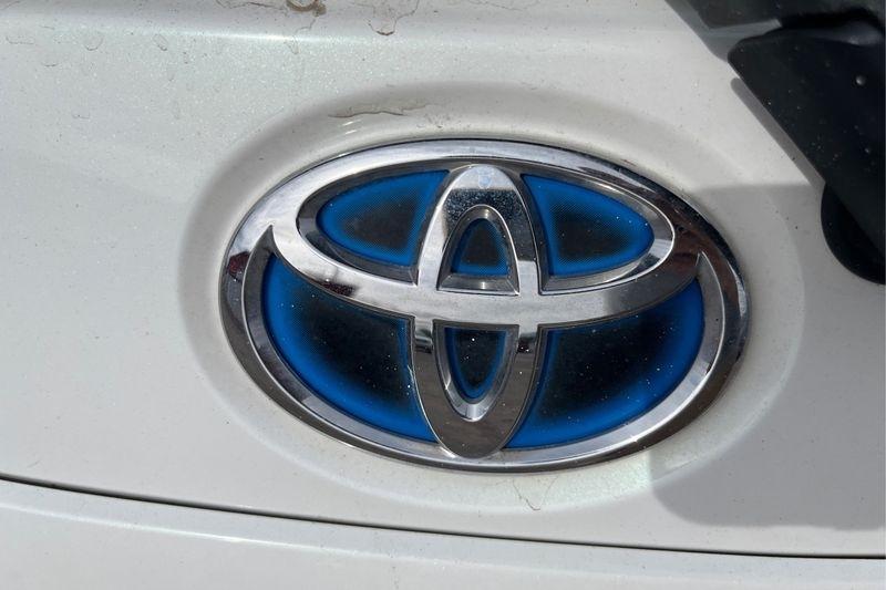 Toyota Prius c  2015