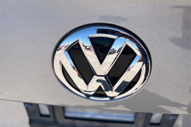 Volkswagen Jetta  2021