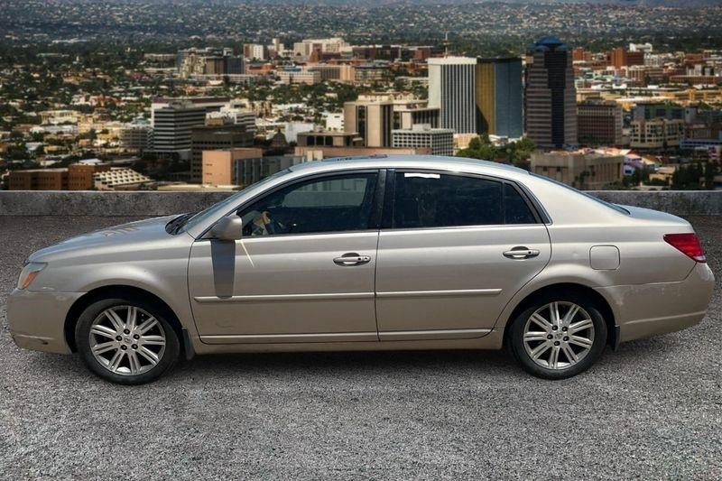 Toyota Avalon  2007