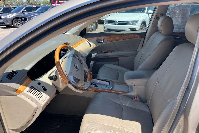 Toyota Avalon  2007
