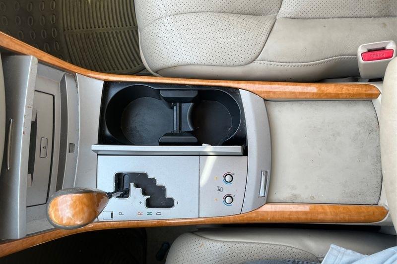 Toyota Avalon  2007