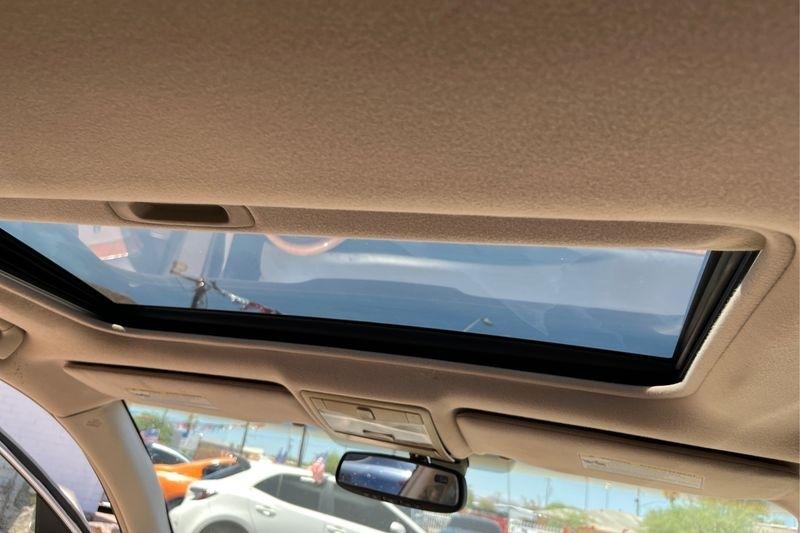 Toyota Avalon  2007