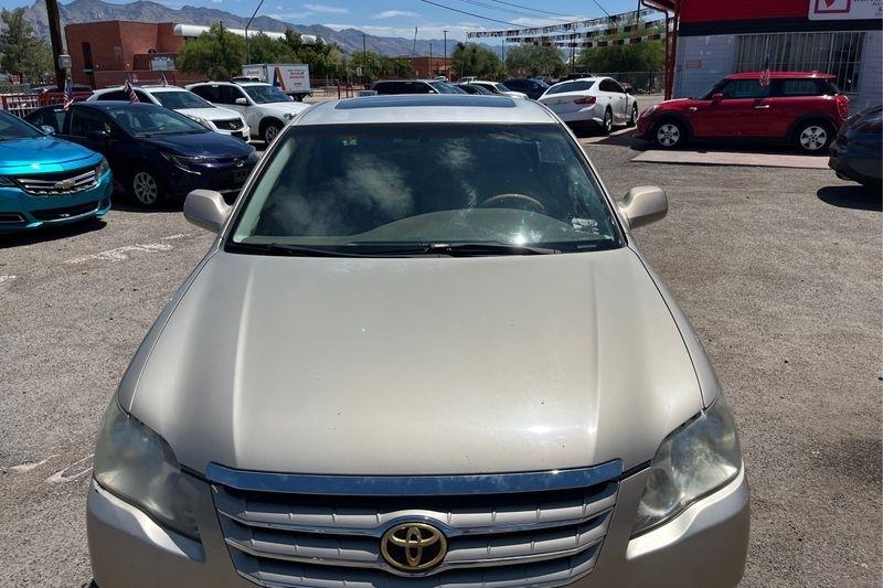 Toyota Avalon  2007