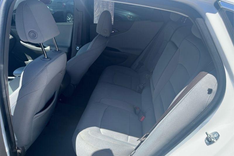 Chevrolet Malibu  2016