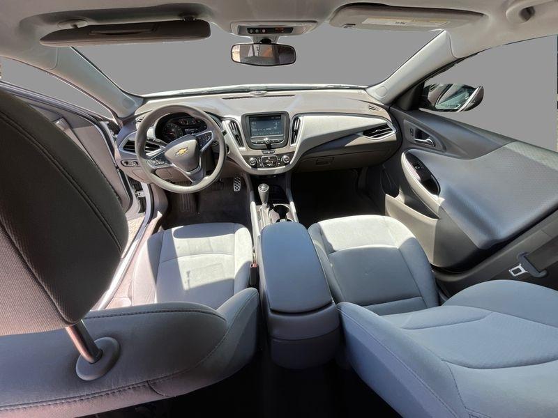 Chevrolet Malibu  2016