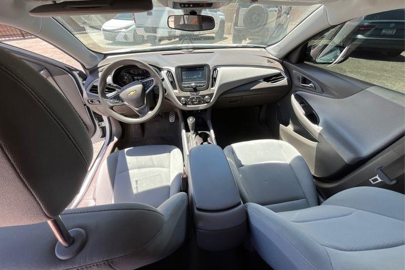 Chevrolet Malibu  2016