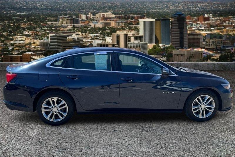 Chevrolet Malibu  2016