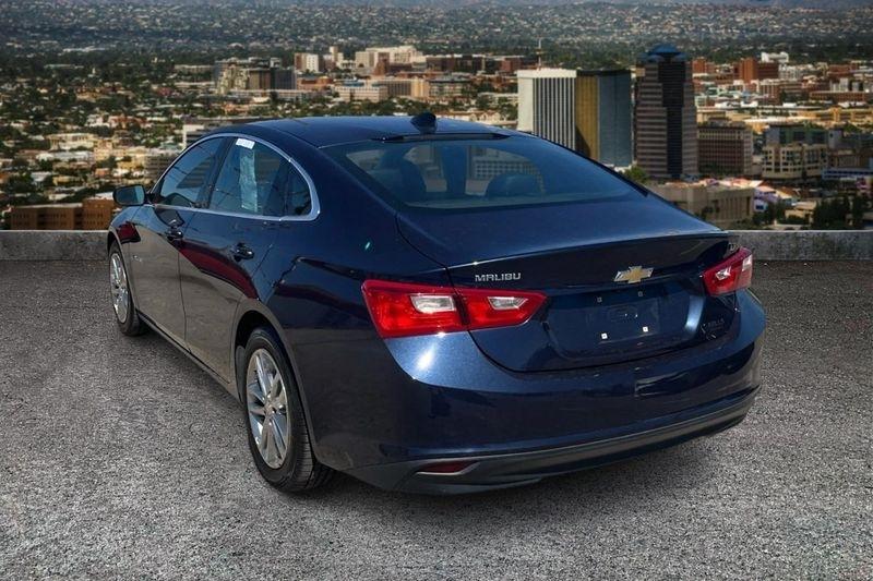 Chevrolet Malibu  2016