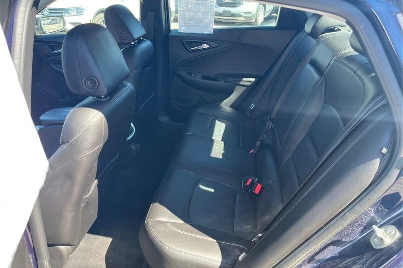 Chevrolet Malibu  2016