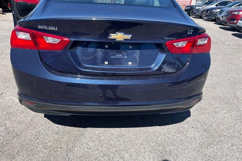 Chevrolet Malibu  2016