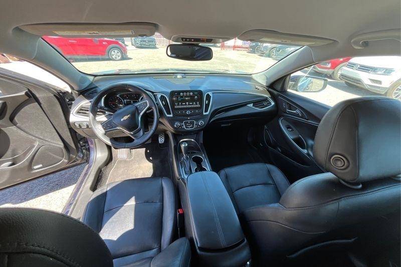 Chevrolet Malibu  2016