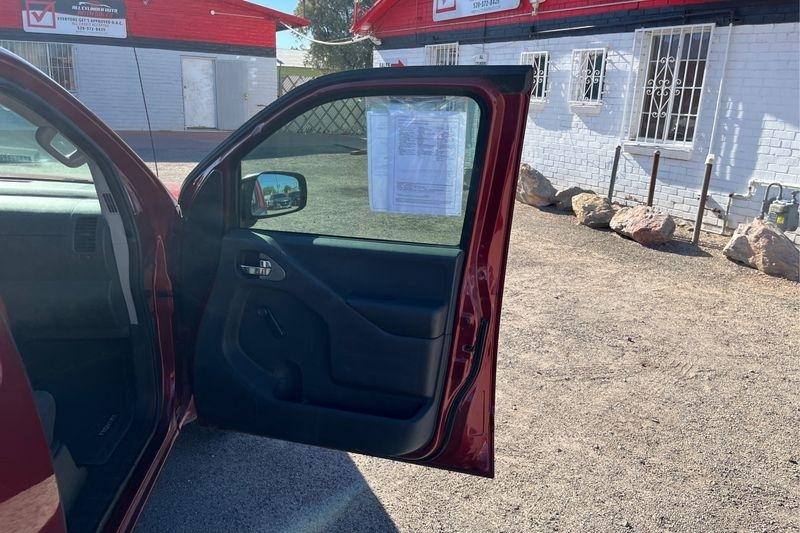 Nissan Frontier  2017