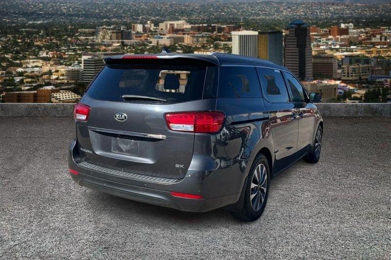 Kia Sedona  2015