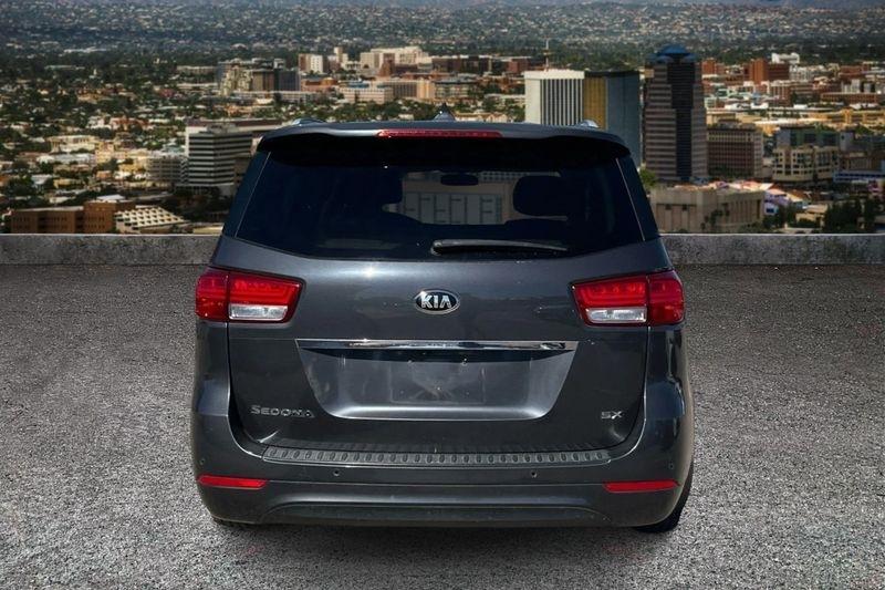 Kia Sedona  2015