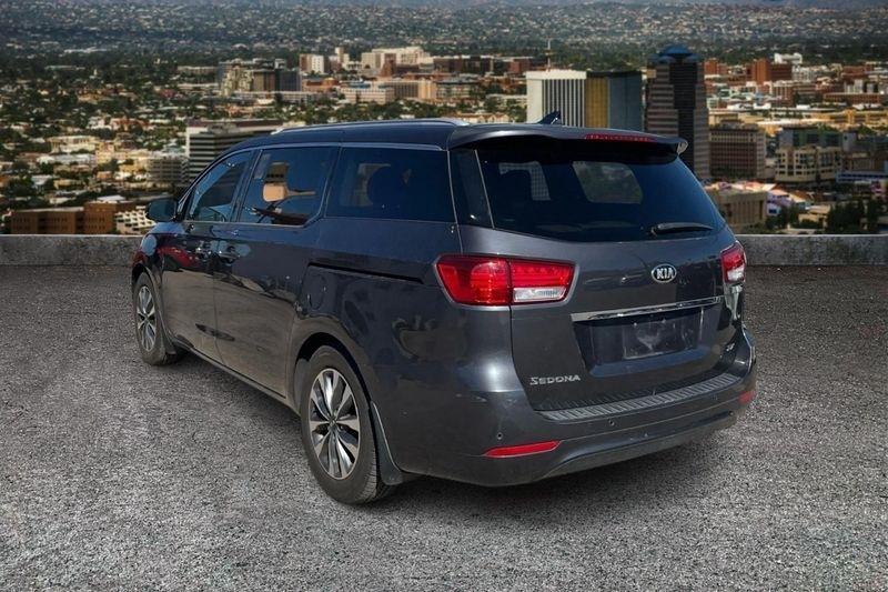 Kia Sedona  2015