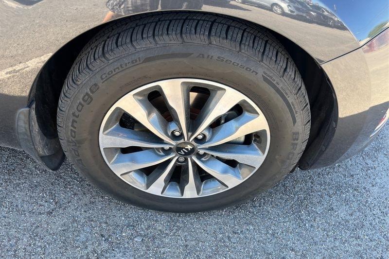 Kia Sedona  2015
