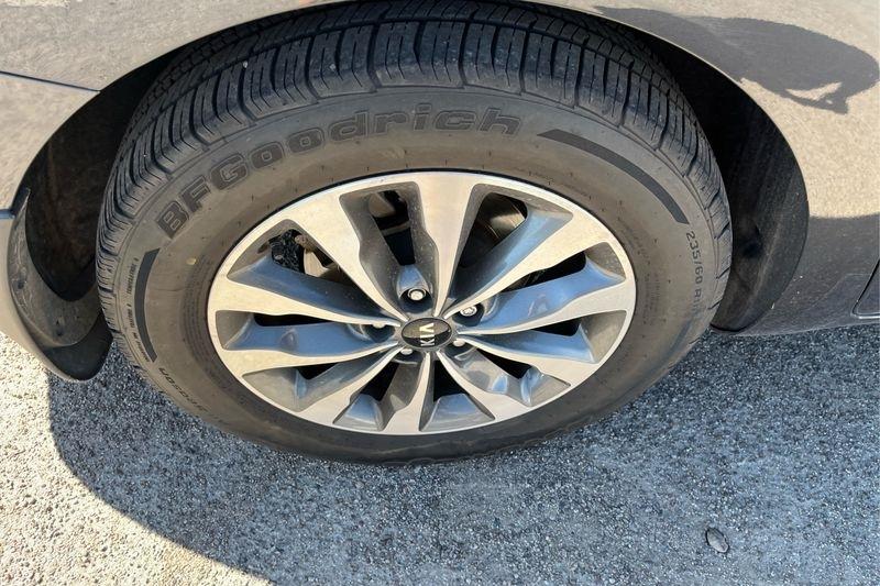 Kia Sedona  2015