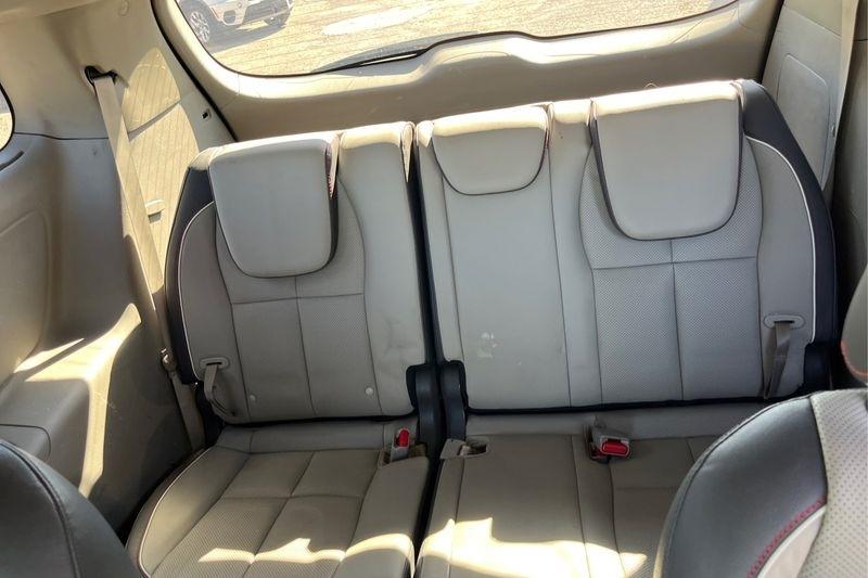 Kia Sedona  2015