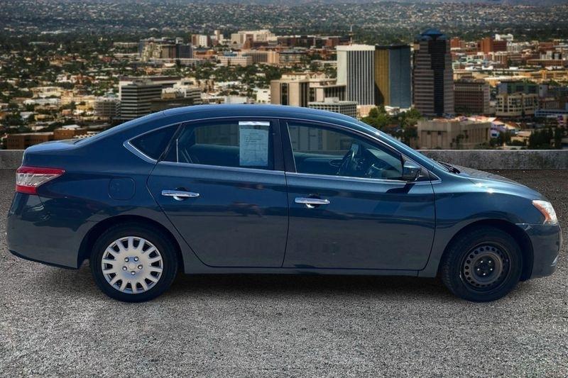 Nissan Sentra  2015