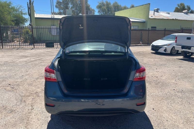 Nissan Sentra  2015