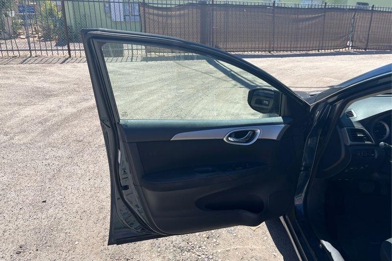Nissan Sentra  2015