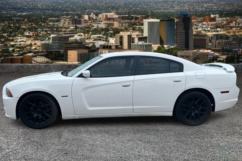 Dodge Charger  2011