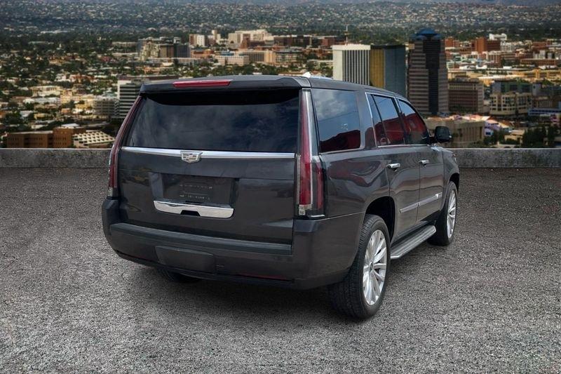 Cadillac Escalade  2016