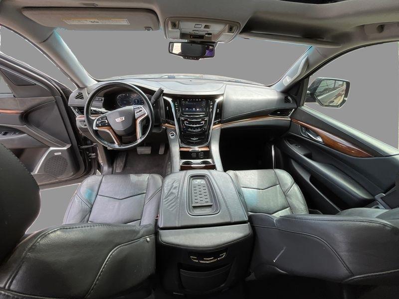 Cadillac Escalade  2016