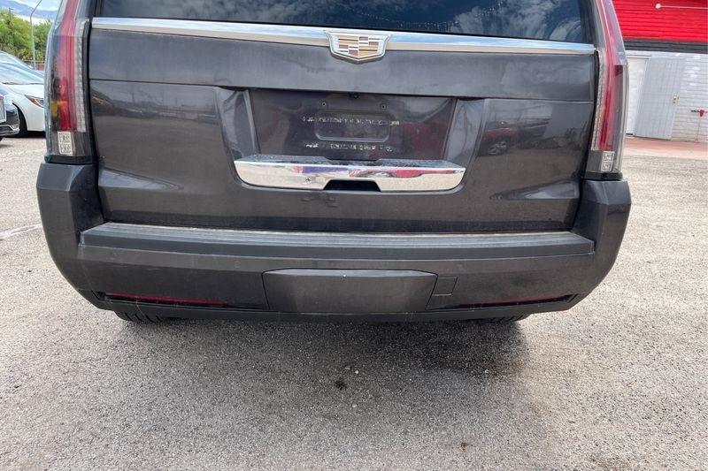 Cadillac Escalade  2016