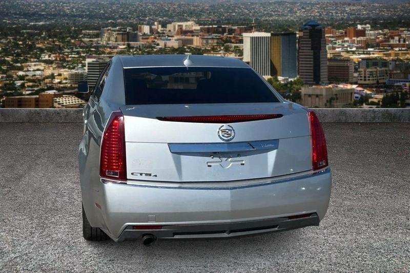 Cadillac CTS  2012