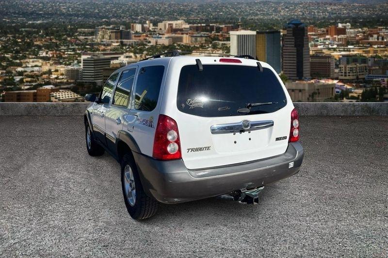Mazda Tribute  2005